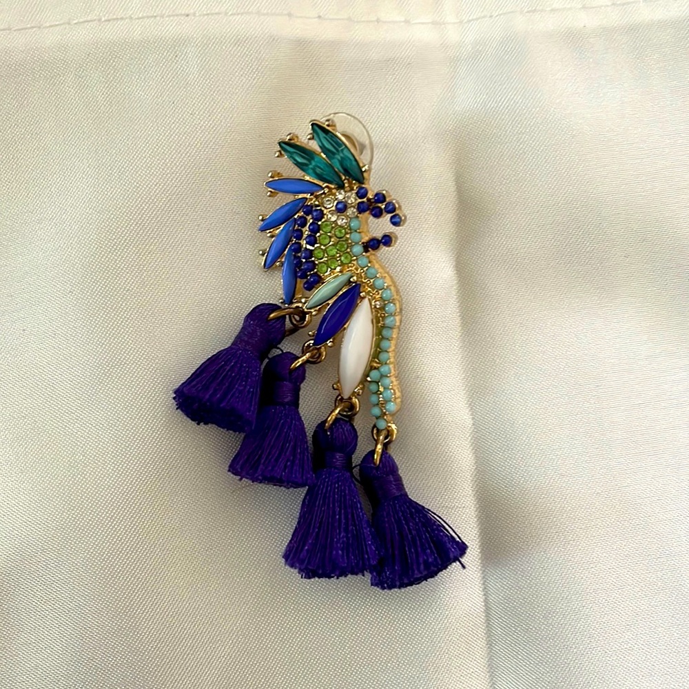 1 purple earing